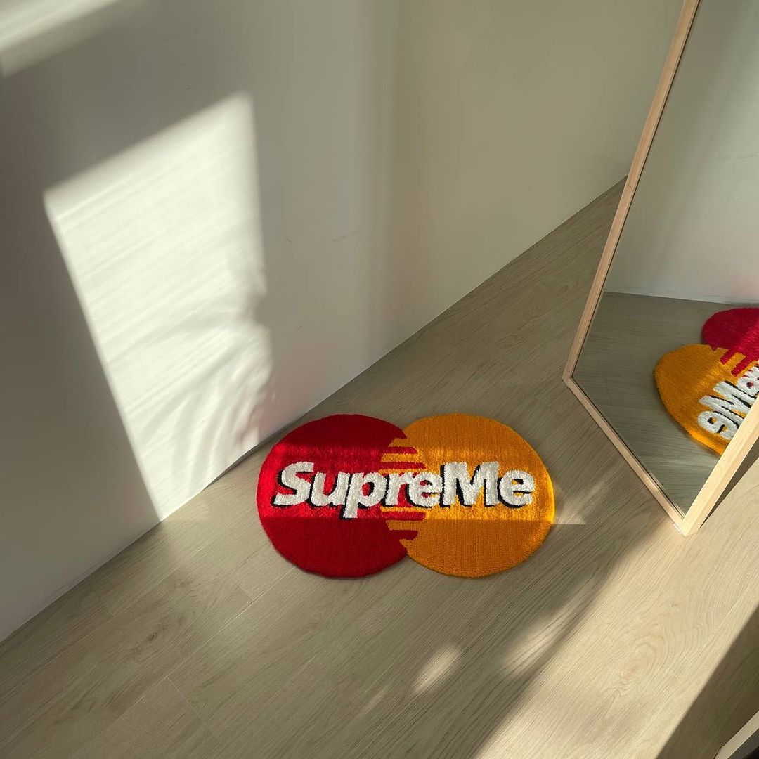 Supreme Mastercard Rug